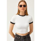 Olalook Kadın Beyaz Renk Şeritli Likralı Crop Ottoman Bluz BLZ-19002582