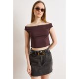 Olalook Kadın Kahverengi Zımba Detaylı Madonna Yumuşak Dokulu Crop Bluz BLZ-19003240