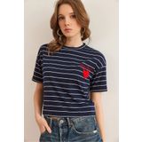 Olalook Kadın Lacivert Kalp Detaylı Çizgili Crop Tişört TSH-19000856