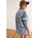 Olalook Kadın Mavi Omuz ve Sırt Nakış Detaylı Pamuk Denim Ceket CKT-19000431