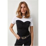 Olalook Kadın Siyah Beyaz Drape Detaylı Kontrast Bluz BLZ-19003342