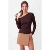 OLYNN Kadın Kahverengi Asimetrik Yaka Uzun Kollu Premium Soft Modal Pamuk Bluz