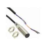 Omron M12 PNP 4 mm Endüktif Sensör