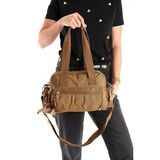 Omuz Çantası Çok Cepli Hafif Klinkır Kumaş 30*20 Cm Çapraz Askılı Postacı Çanta Kol Çantası (Taba)