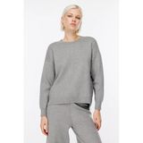 On Kadın Oversize Uzun Kol Minimalist Kazak - Günlük Kullanım İçin İdeal