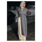 onlymoon Siyah Çizgili Kumaş Kimono Abaya | Kemer Detaylı Yarasa Kol Tesettür Kimono | Uzun Çizgili Abaya | Günlük Şık Mevsimlik Dış Giyim