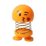 Öpücük Atan Emoji Smile Zıp Zıp Kafa 8 Cm Araba Torpido Süsü Masaüstü Dekoratif Figür Pasta Süsü Emoji