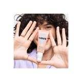 Oriflame Waunt Mükemmel Bir Cilt Tonu Sunan Işıltılı Renkli Nemlendirici Krem 40 ml, Cilt Parlaklığını Arttırır