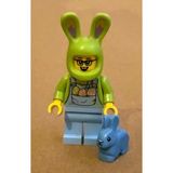 Orjinal LEGO Minifigür Easter Egg Hunt Fan With Blue Rabbit