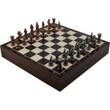 Orta Boy Metal Ingiliz Satranç Takımı Antik ve Ceviz Desenli Sandıklı Mdf Tahtası (36X36X6 Cm.)