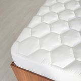 Otello Kapitone Fitted Uyku Pedi 180 x 200 cm Beyaz Pamuklu Malzeme ile Yatak Konforunu Arttırır