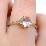 Oval Kesim Pembe Safir Yan Zirkon Taşlı Tektaş Modern 925 Ayar Gümüş Kadın Yüzük Günlük-hediyelik