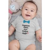 Overoz Organik Pamuk Üzgünüm Baba Aynı Kadına Aşığız Yazılı Gri Bebek Body Badi Çıtçıtlı Zıbın 5047-G, 9-12 Ay