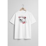 Oversize Komik Deve ve Gözlük ve Papyon Göğüs Tasarımlı Unisex T-Shirt - Beyaz