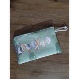 Owl Bag Sevimli Kedilerin Kardeşliği Yeşil Desenli Tasarım Bez Kalemlik-Cüzdan