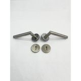 Özcan Paslanmaz Inox Oda Kapı Kolu - Daire Rozetli - 1 Takım - No : 12