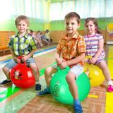 Ozcmax Kulplu Zıplamaa ve Pilates Topu