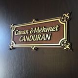 Özel Çerçeveli Ahşap Kabartma Kapı İsimliği Apartman Dairesi Çelik Kapı Ev İsimlik