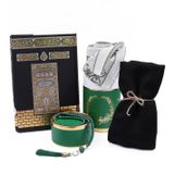 Özel Kur'an-ı Kerim & Özel Silindir Kutusunda Yeşil Tafta Seccade ve İnci Tespih Seti & Siyah Şal Hediye Seti 67116