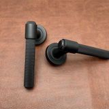 Ozen Handles Zk62 Posh Punch Mat Siyah Rozetli Oda Kapi Kolu 1 Takim