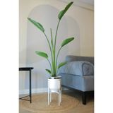 Özge design Dekoratif Metal Saksı Ayaklı Çiçeklik Beyaz Gümüş Detaylı Saksı Vazo Saksılık 41x21cm