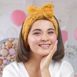 Özgüner Peluş Saç Bandı – Yumuşak ve Esnek Cilt Bakım Bandı – Makyaj, Duş ve Spa İçin Kadın & Genç Kızlara Özel Aksesuar (fiyonklu kahve, 30)
