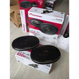 Özgürce 650W Oval Hoparlör Seti ile Güçlü Ses Deneyimi - Seçenek 1