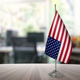 Özgüvenal Amerika Masa Bayrağı Direksiz 15 x 22,5 cm