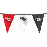Özgüvenal Ipe Dizili Logo Baskılı Üçgen Süsleme Bayrağı Üç Renkli 100 Metre