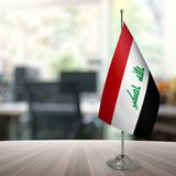 Özgüvenal Irak Masa Bayrağı Direksiz 15 x 22,5 cm
