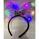 Ozka Concept LED Işıklı 3 Farklı Fonksiyonda Yanan Gümüş Love Yazılı Lila Fiyonk Taç 20X17 cm - 1 Ay