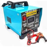 Öztürk Redresör Akü Şarj Cihazı 12 Volt 20 Amper Dijital Göstergeli Saatte 15 Amper Dolum 180 Ampere Kadar