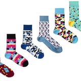OZZY SOCKS 6 Çift Baskılı Organik Pamuklu Dikişsiz Erkek Çorap Seti - Desenli Çorap Asorti-9 (43-46)