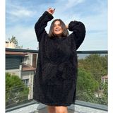 Pabtex Kapüşonlu Peluş Giyilebilir Battaniye – Ultra Yumuşak Oversize - Siyah - 95 x 73 cm