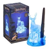 Paladone Harry Potter geyik patronus lamba, sihirli değnek uzaktan kumandalı, resmi lisanslı büyücü dünyası ürünü, pille çalışan koleksiyon hediyesi, ev dekorasyonu