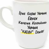 Palto Tasarım İşine Geleni Yapana Erkek Kafasına Koyduğunu Yapana "Kadın" Denir! Krem Oval Kupa - Hediye Seramik Kupa