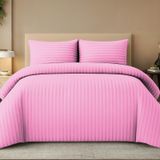 Pamposh Saten Çizgili Nevresim Takımları - Premium Otel Kalitesinde Yorgan Kılıfı Yatak Takımları - Hipoalerjenik Ultra Yumuşak Mikrofiber Nevresim Takımı (Pembe, Çift Kişilik (200 x 200 cm))