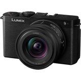 Panasonic Lumix DC-S9NE-K Tam Kare Aynasız Kamera, Açık Kapılı Vlog, 24,2 Mp, 6k/4k, 779 Noktalı Pdaf, Görüntü Sabitleme, Lut, 180° Esnek. Monitör, 5 Ghz Wifi, Siyah, S-R1840E Objektifli.