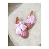 PATİK BEBE KIZ ÇOCUK PEMBE RENKLİ PARLAK SİMLİ PAPYON FİYONKLU ORTOPEDİK ŞIK BABET