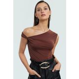 PayBuy Şık Asimetrik Yaka Kolsuz Örme Bluz Fitted Kalıp Özel Tasarım Seçkin Malzeme