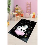 Pelangi Bulut Üstünde Unicorn Desenli Dijital Baskılı Kaymaz Taban Çocuk Odası Halısı, Pembe-Siyah 160 x 300