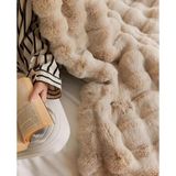 Peluş Koltuk Şalı Pofuduk Koltuk Örtüsü Bubble Koltuk Örtüsü 200 x 150 cm Pelus Koltuk Ortusu - Sütlü Kahve