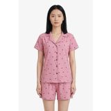 Pembe Kalp Desenli Yumuşak Dokulu Gömlek Yaka Kadın Şortlu Pijama Takımı