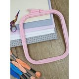 Pembe Küçük (No:2) Plastik Kare Nakış Kasnağı, Çapraz Dikiş Çemberleri, Zımba Iğne Halkası, Kendin Yap El Işi Dikiş, Abs Plastik Nakış Çemberleri - Standart