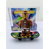 PeriYedi Yenilmezler Kaykaylı Iron-Man Lego Karakteri Tekli Figür Set