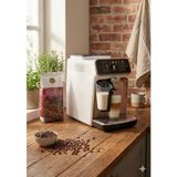 Philips 5500 Serisi Lattego Tam Otomatik Espresso Makinesi - Silentbrew - 20 Sıcak Soğuk Içecek + 2kg Çekirdek Kahve - 246x371x433 mm