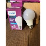 Philips 8W Led Ampül 806 Lümen 60W - Beyaz