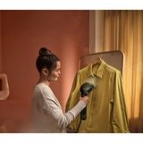 Philips Buharlı Düzleştirici 1500 Watt Çok Amaçlı El Tipi Ütü Siyah Renk ile Seyahat Kolaylığı