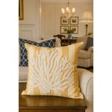 Pilloveland Punch Nakışlı Kırlent Kılıfı - 43*43 Cm - Mercan - PNK001