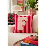 Pilloveland Punch Nakışlı Kırlent Kılıfı - 43*43 Cm - Pembe F Harfi - PNK001